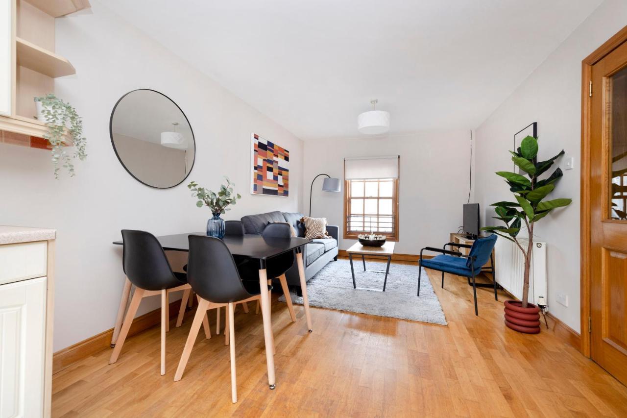 Joivy Bright And Cosy Flat Near The Scotland Gallery 에든버러 외부 사진